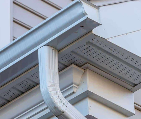 replacing-old-sectional-gutters-with-seamless-design.